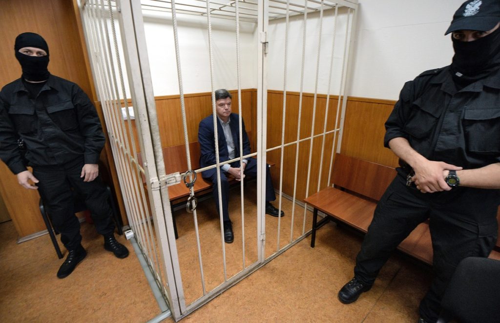 Виктор Чудов в Басманном суде. Фото: Геннадий Гуляев, Коммерсантъ